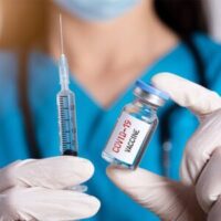 Минздрав России стандартизировал правила проведения вакцинации от COVID-19